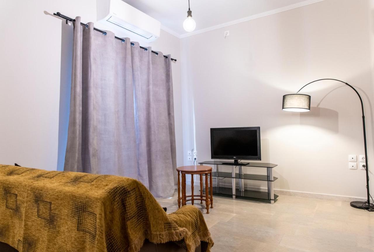 Walnut Home Apartment Near Ancient Olympia Kréstena Dış mekan fotoğraf